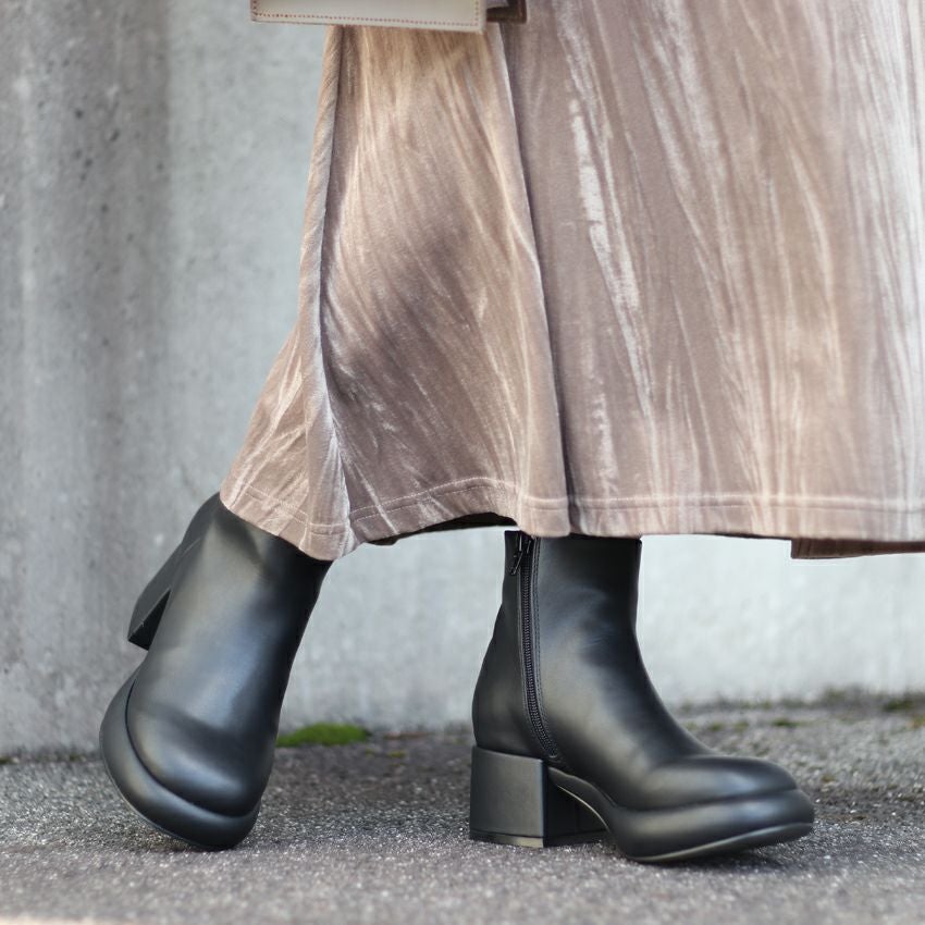 アンヌーク　anuke anuke/アンヌーク Round Leather Boots 62421097 ラウンドブーツ