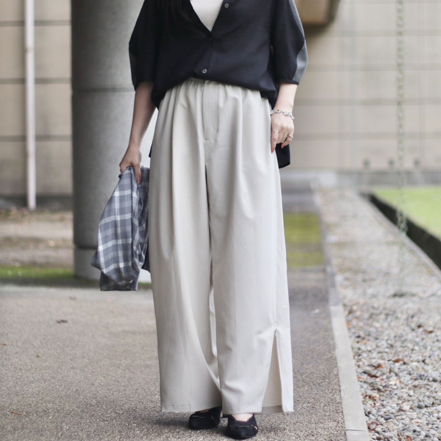 CLOCHE/クロシェ 裾ZIPコクーンパンツ 610-86018 カーブ スリット